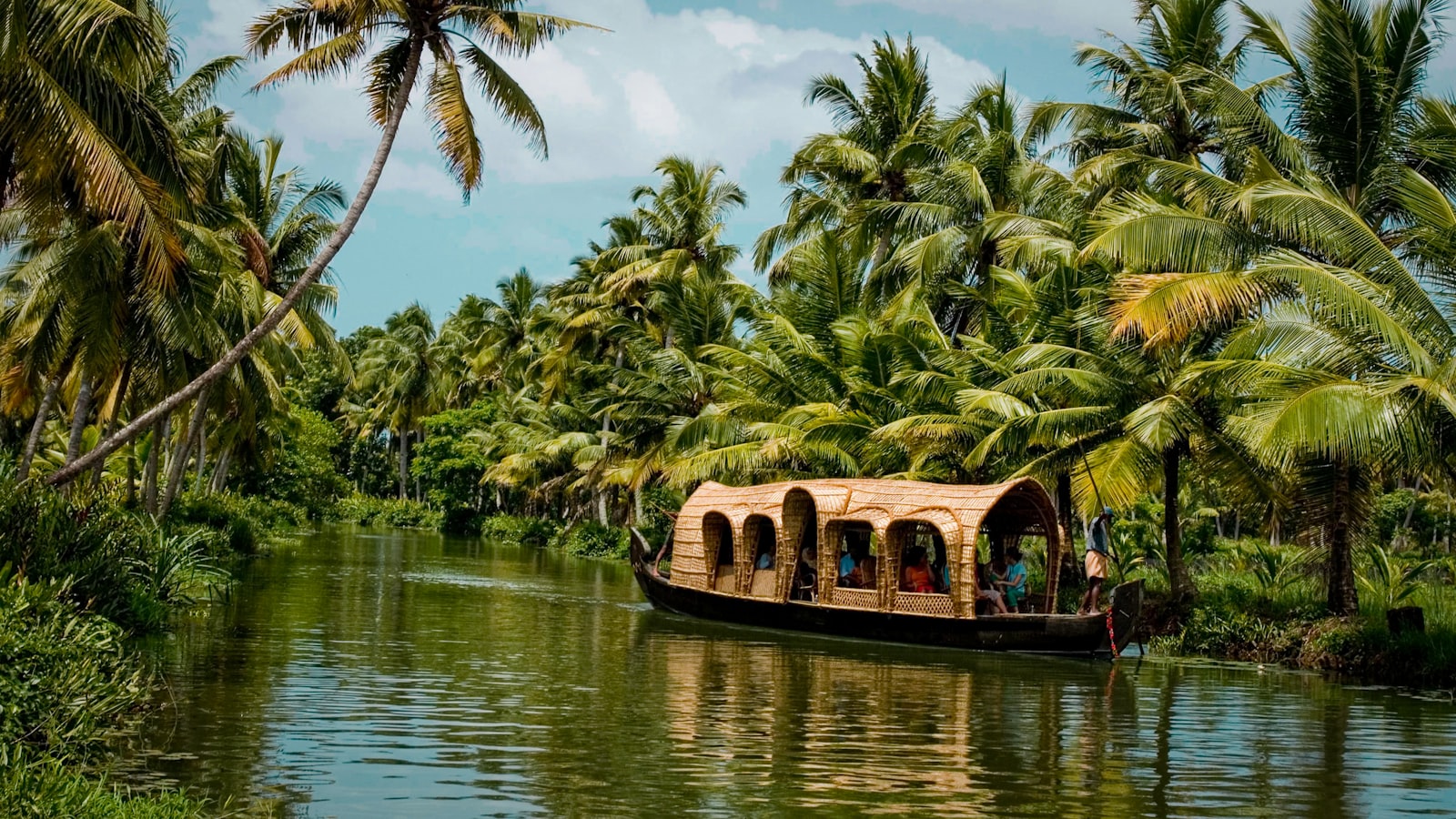 Kerala backwaters houseboat